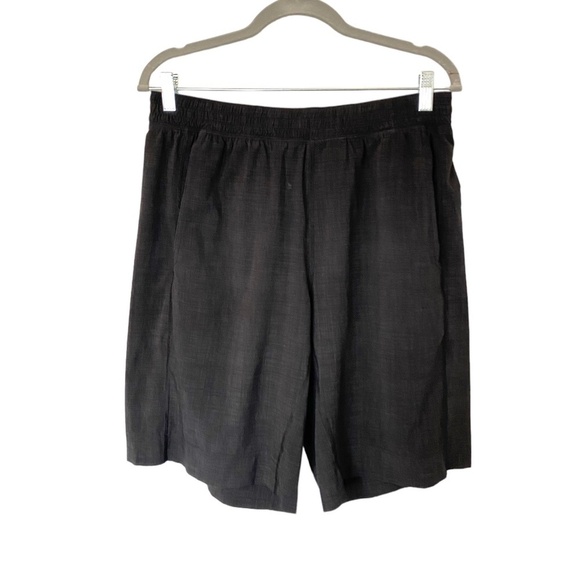 Lululemon Shorts Size Large Black - Picture 1 of 8